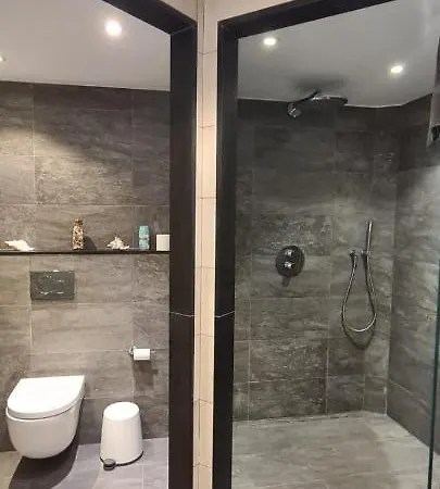 Mach House You Will Like It ! Vakantiehuis Tamariu